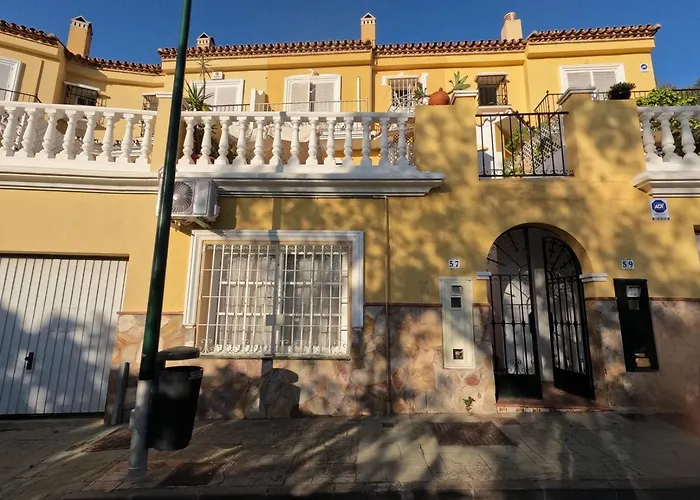 Gibralfaro Alojamiento Turistico Cerca De La Playa